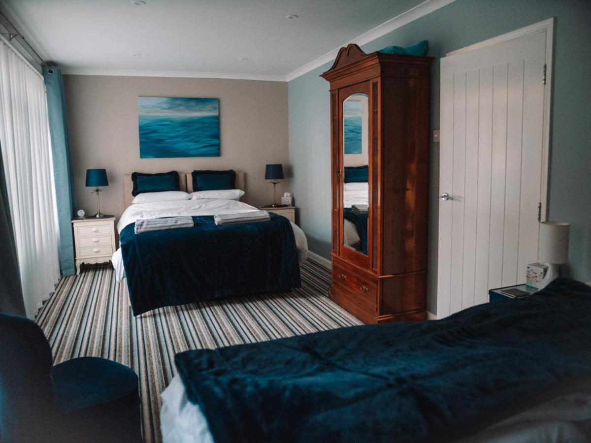 Seafarer'S View - 6 Bedroom Townhouse In Cowes, Parking & Seaviews. Cowes  Buitenkant foto