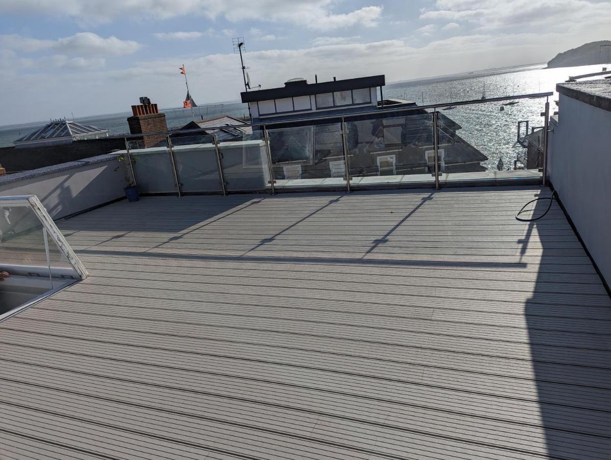 Seafarer'S View - 6 Bedroom Townhouse In Cowes, Parking & Seaviews. Cowes  Buitenkant foto
