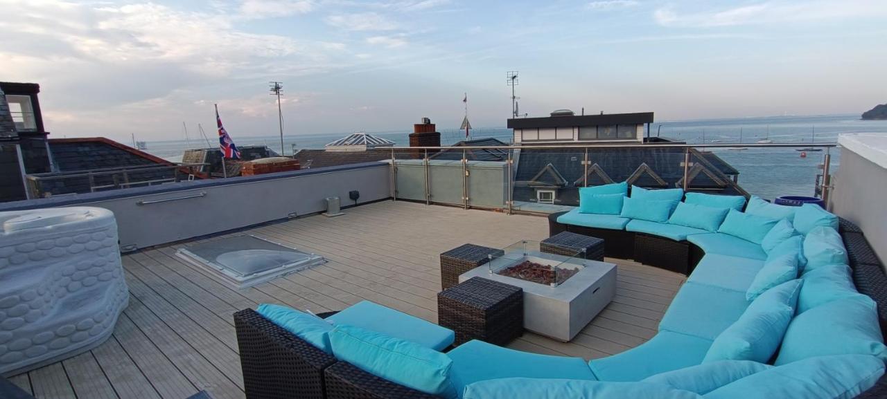 Seafarer'S View - 6 Bedroom Townhouse In Cowes, Parking & Seaviews. Cowes  Buitenkant foto