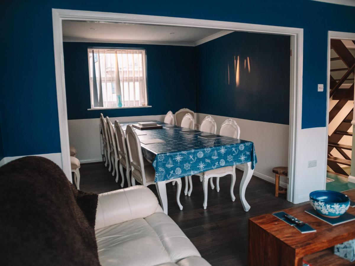 Seafarer'S View - 6 Bedroom Townhouse In Cowes, Parking & Seaviews. Cowes  Buitenkant foto