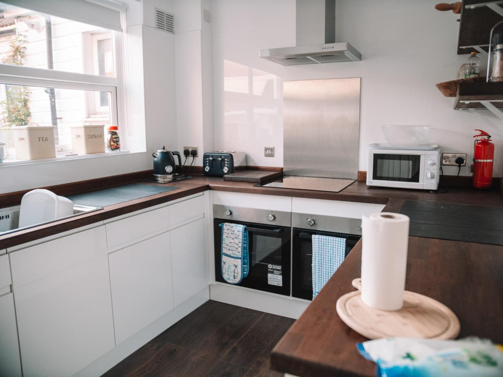 Seafarer'S View - 6 Bedroom Townhouse In Cowes, Parking & Seaviews. Cowes  Buitenkant foto
